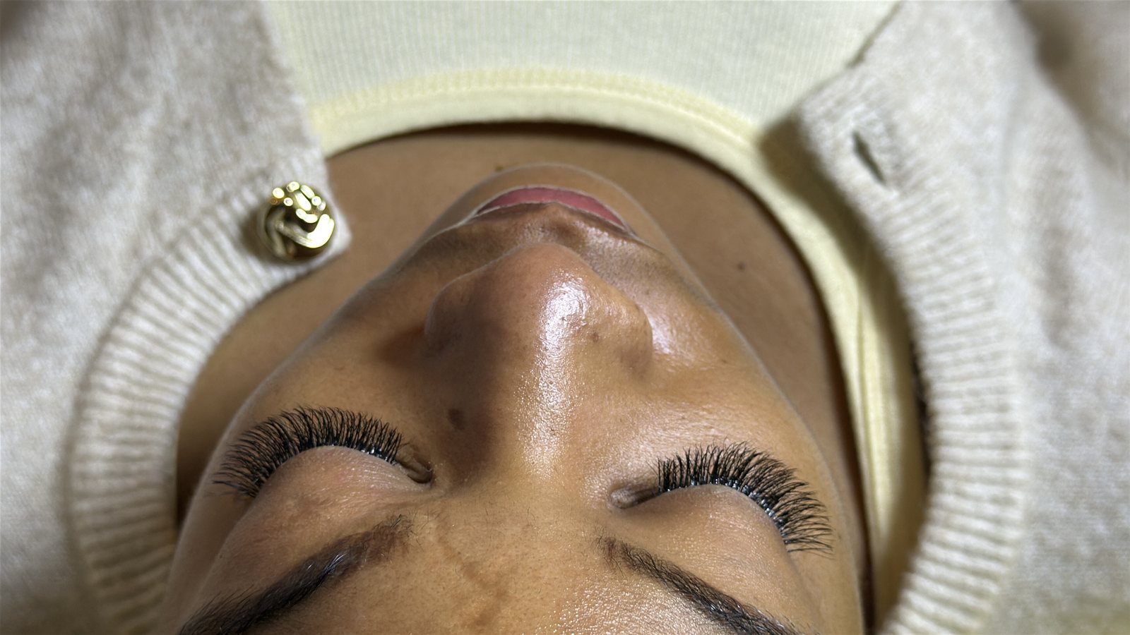 Completed eyelash extensions
